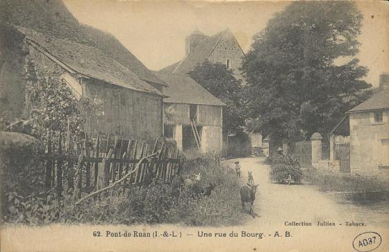 Pont-de-Ruan - Une rue du bourg